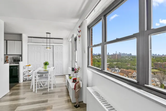 $259,000 | 1225 John F. Kennedy Boulevard, Unit 12J, Bayonne, NJ 07002