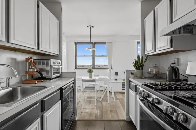 $259,000 | 1225 John F. Kennedy Boulevard, Unit 12J, Bayonne, NJ 07002