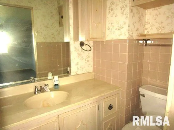 $75,000 | 1002 Cambridge Court, Pekin, IL 61554