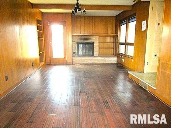 $75,000 | 1002 Cambridge Court, Pekin, IL 61554