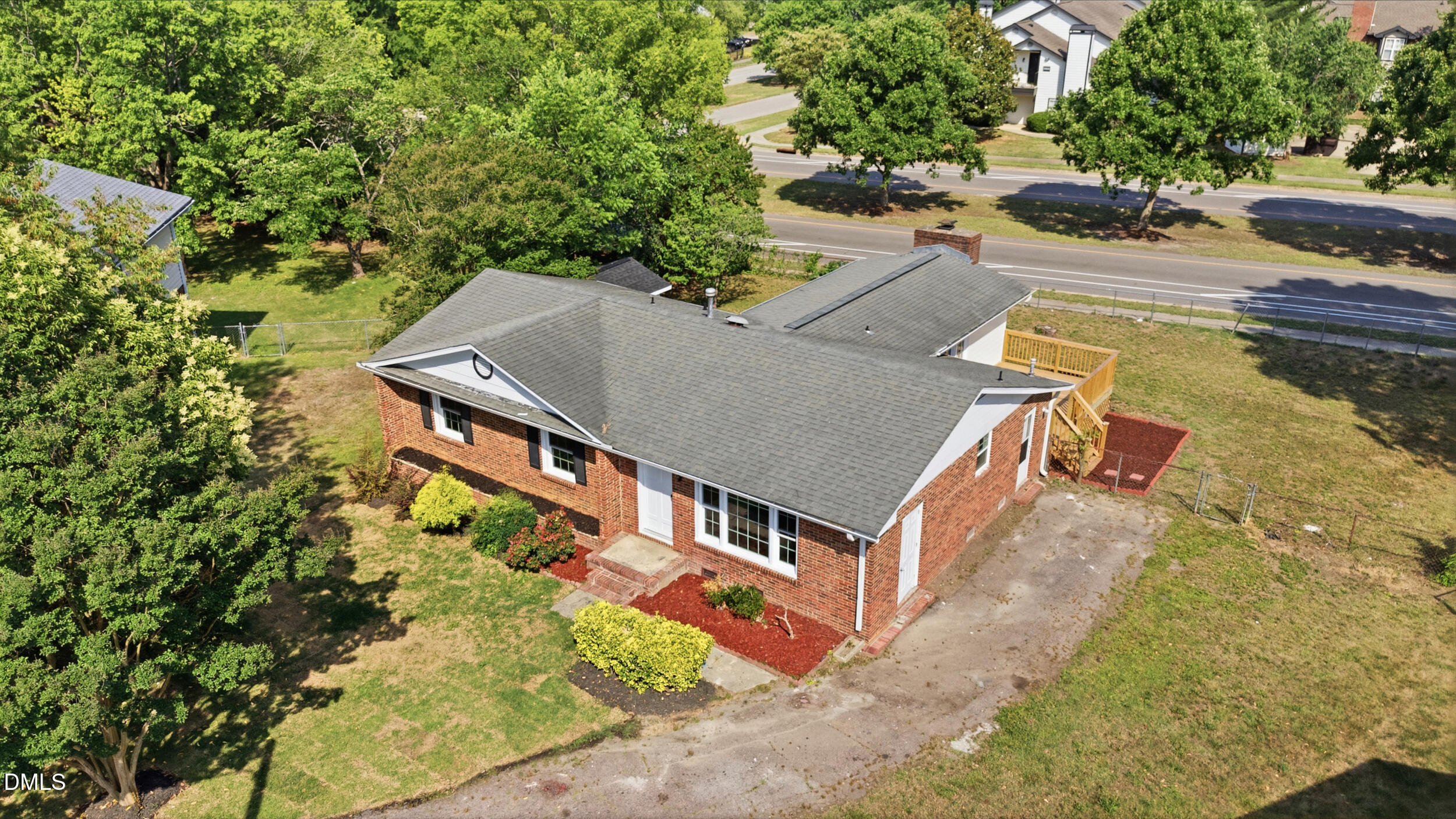 2901 Wicklow Place Raleigh, NC 27604 - Photo 28 of 35 144