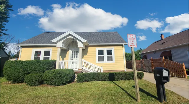 $240,000 | 3029 Meachem Road, Racine, WI 53405