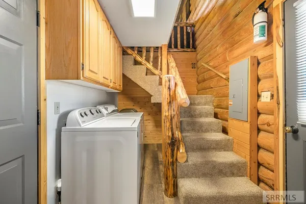 $729,900 | 4195 2 Top Road, Island Park, ID 83429