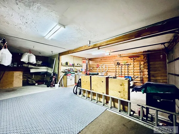 $729,900 | 4195 2 Top Road, Island Park, ID 83429