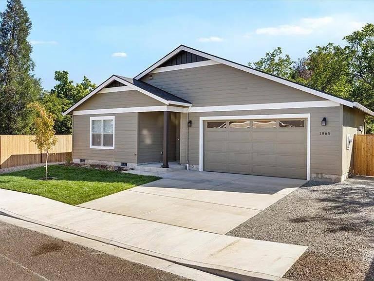 200 Gangnes Drive Talent, OR 97540 - Photo 14 of 18 Ridge example 3
