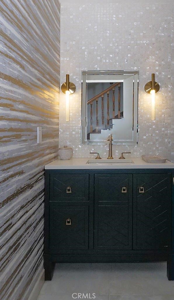 28709 Rothrock Drive Rancho Palos Verdes, CA 90275 - Photo 26 of 38 Powder Room