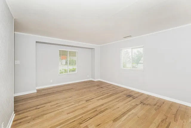 $365,000 | 422 North Pine Street, Madera, CA 93637