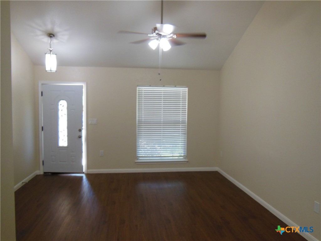 1619 Sunspur Road New Braunfels, TX 78130 - Photo 2 of 19