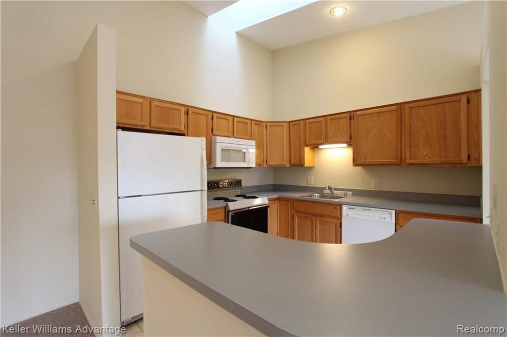 39971 Crosswinds Road Novi, MI 48375 - Photo 9 of 21