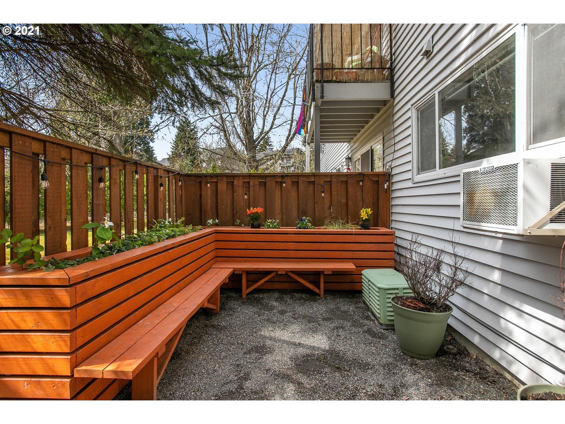 6835 Southwest Capitol Hill Road, Unit 31 Portland, OR 97219 - Photo 22 of 29 Gallery Image 22