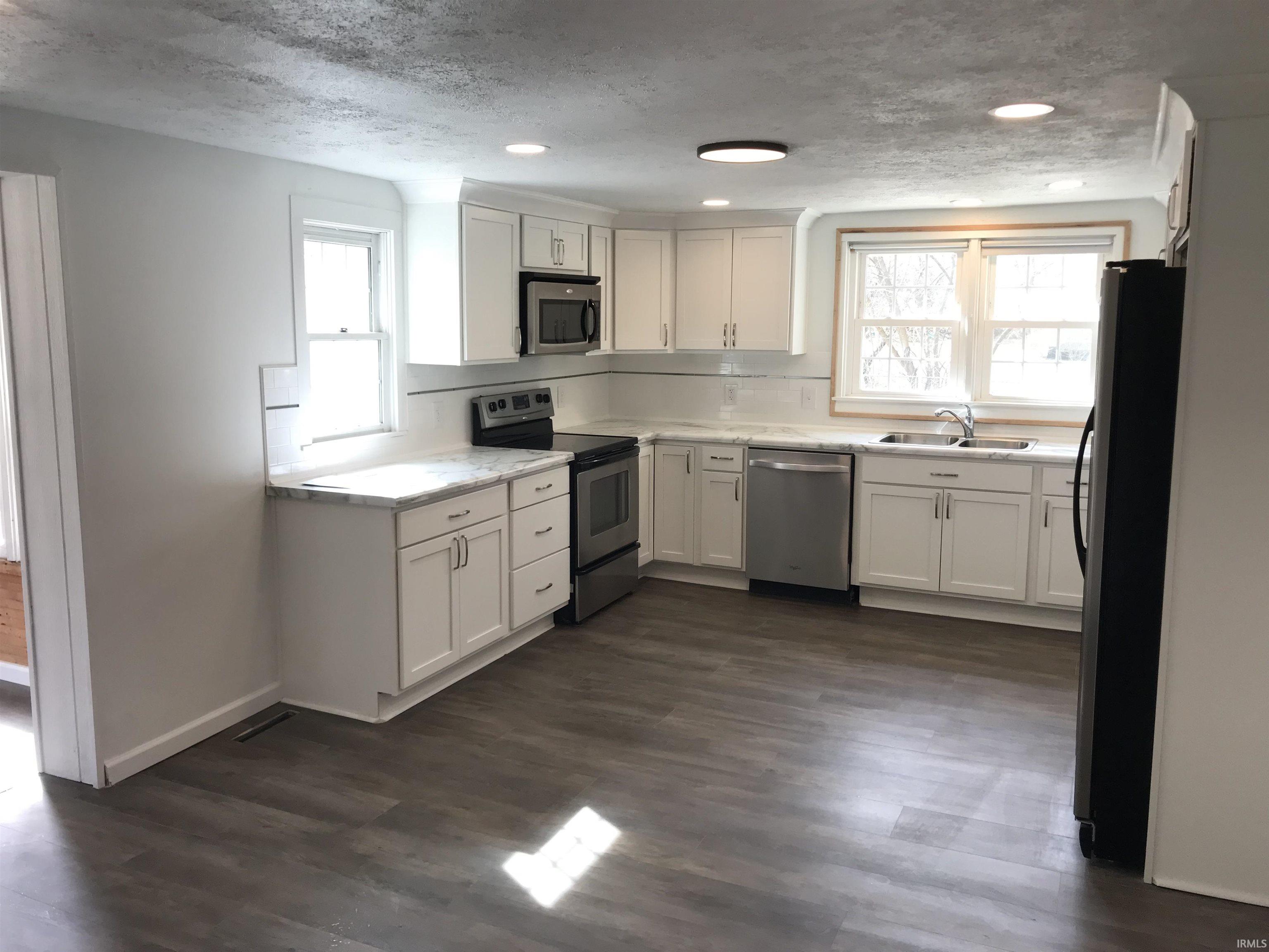 16217 6th Road Plymouth, IN 46563 - Photo 2 of 31 Gallery Image 2
