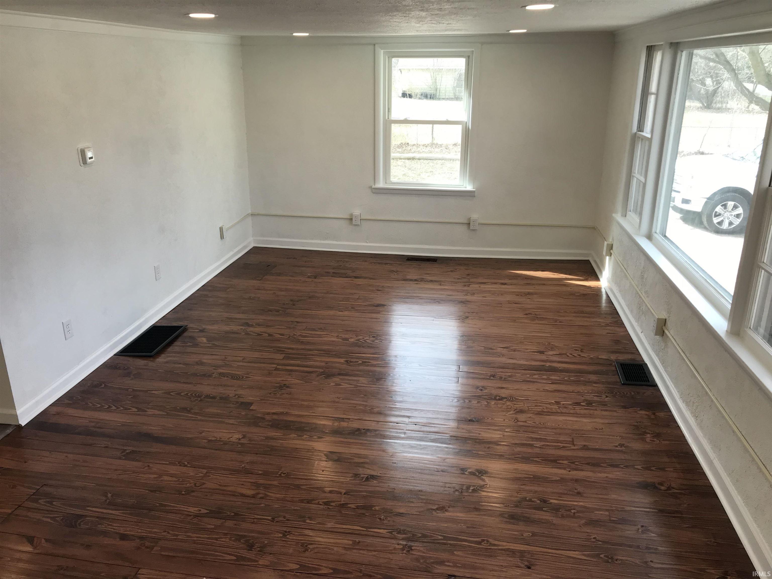 16217 6th Road Plymouth, IN 46563 - Photo 6 of 31 Gallery Image 6