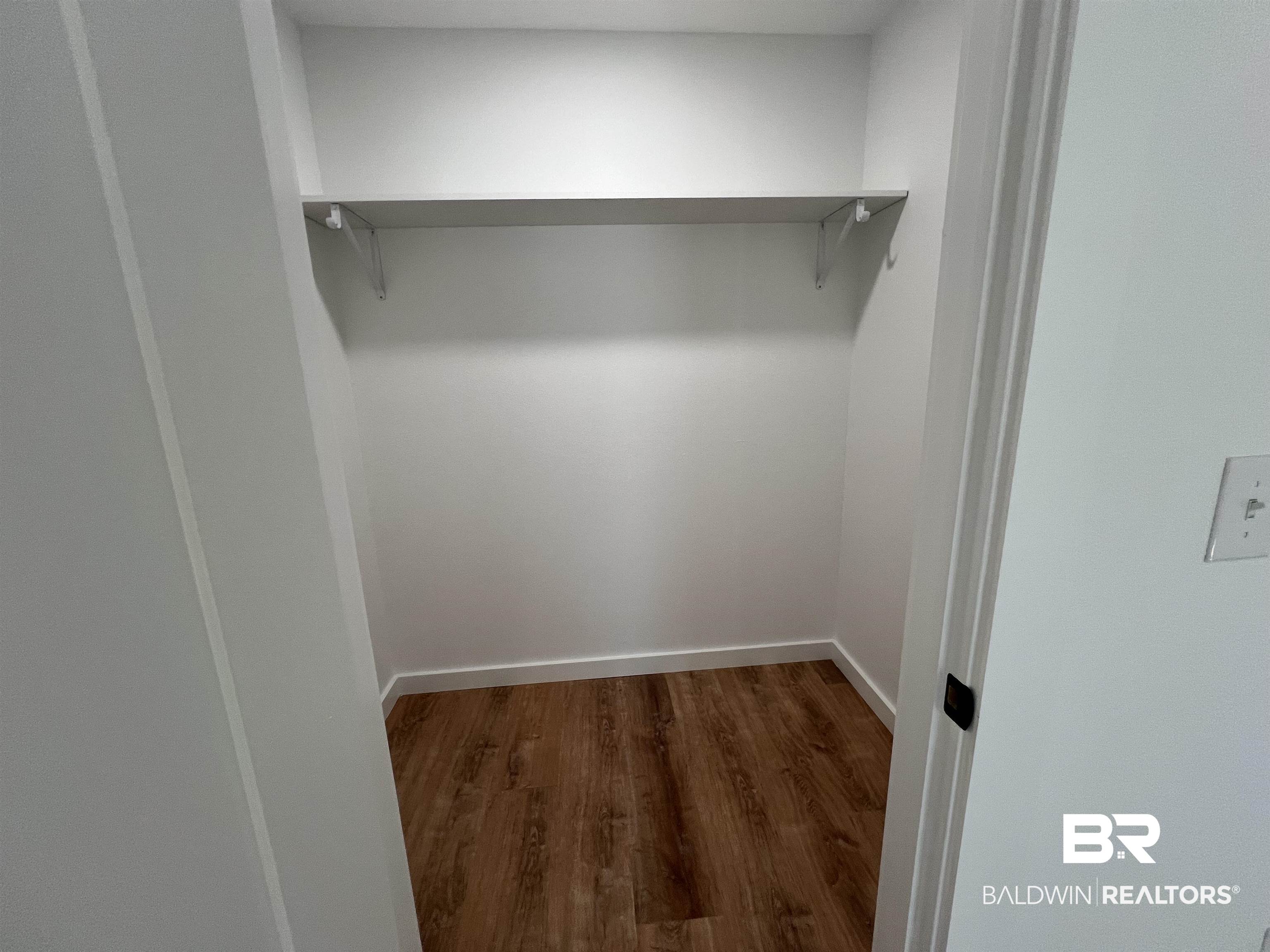 102 Earl Street Brewton, AL 36426 - Photo 5 of 27 Primary Closet