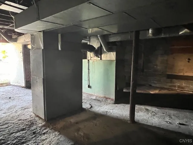 $100,000 | 144 Canal Street, Lenox, NY 13032