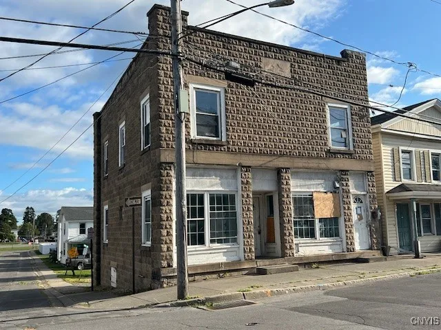 $100,000 | 144 Canal Street, Lenox, NY 13032