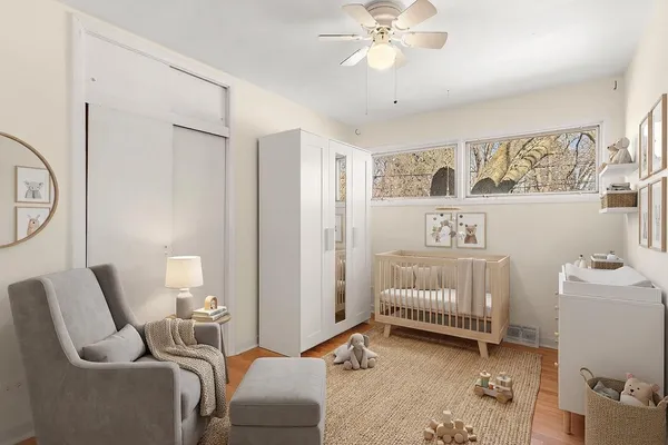 $475,000 | 742 Pine Street, Deerfield, IL 60015