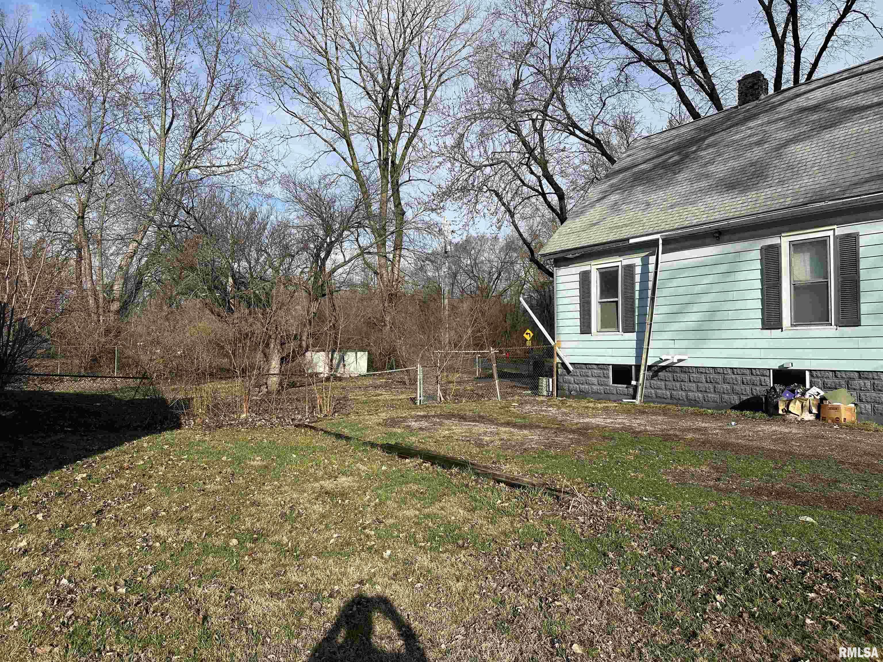 1037 North Wesley Street Springfield, IL 62702 - Photo 22 of 23