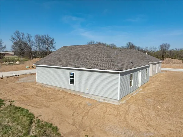 $234,000 | 1505 Ashton Way, Pittsburg, KS 66762