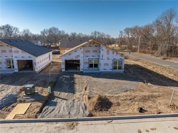 $234,000 | 1505 Ashton Way, Pittsburg, KS 66762