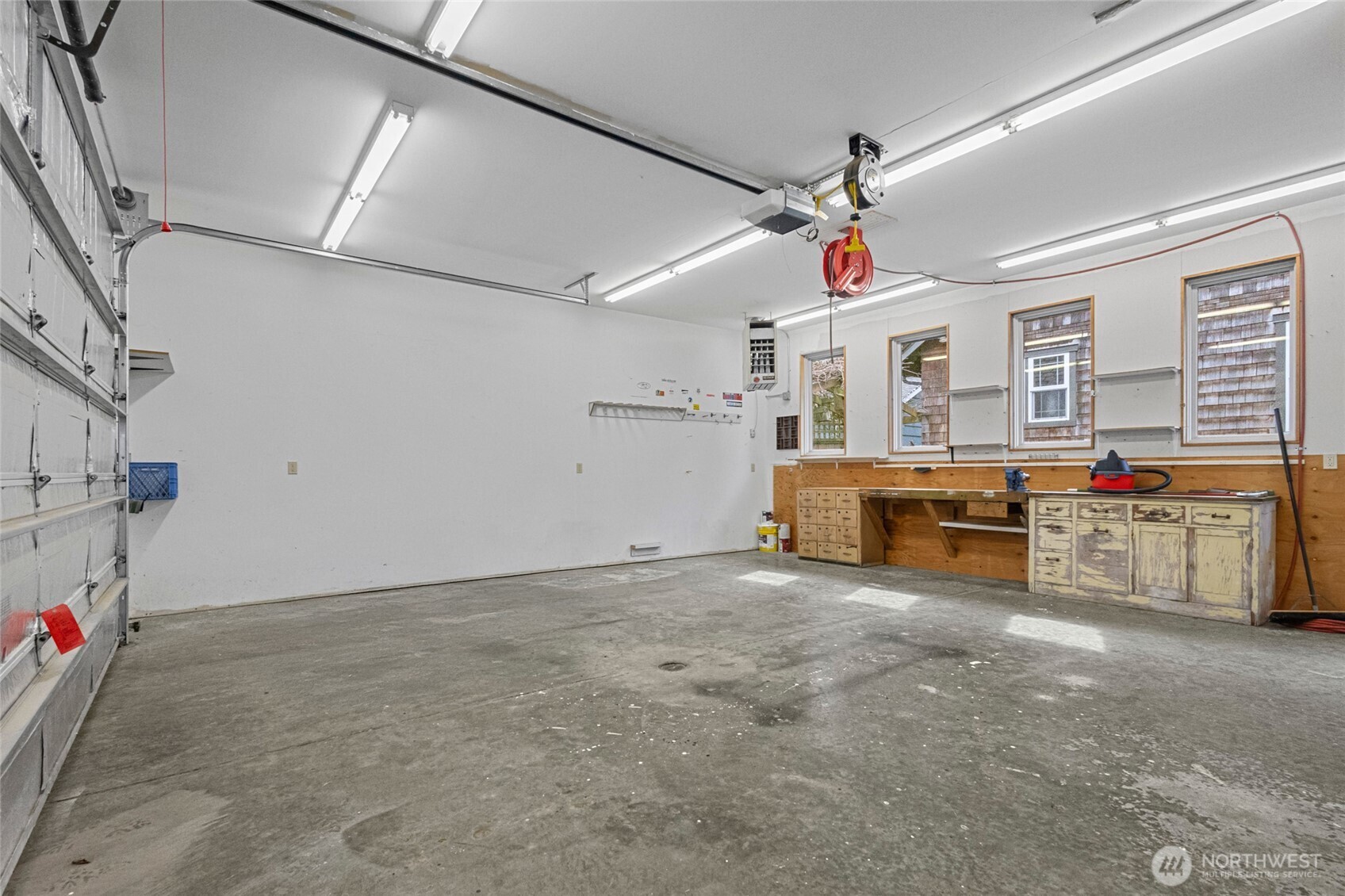 1925 Township Street Sedro-Woolley, WA 98284 - Photo 38 of 40 a living room with furniture and kitchen view