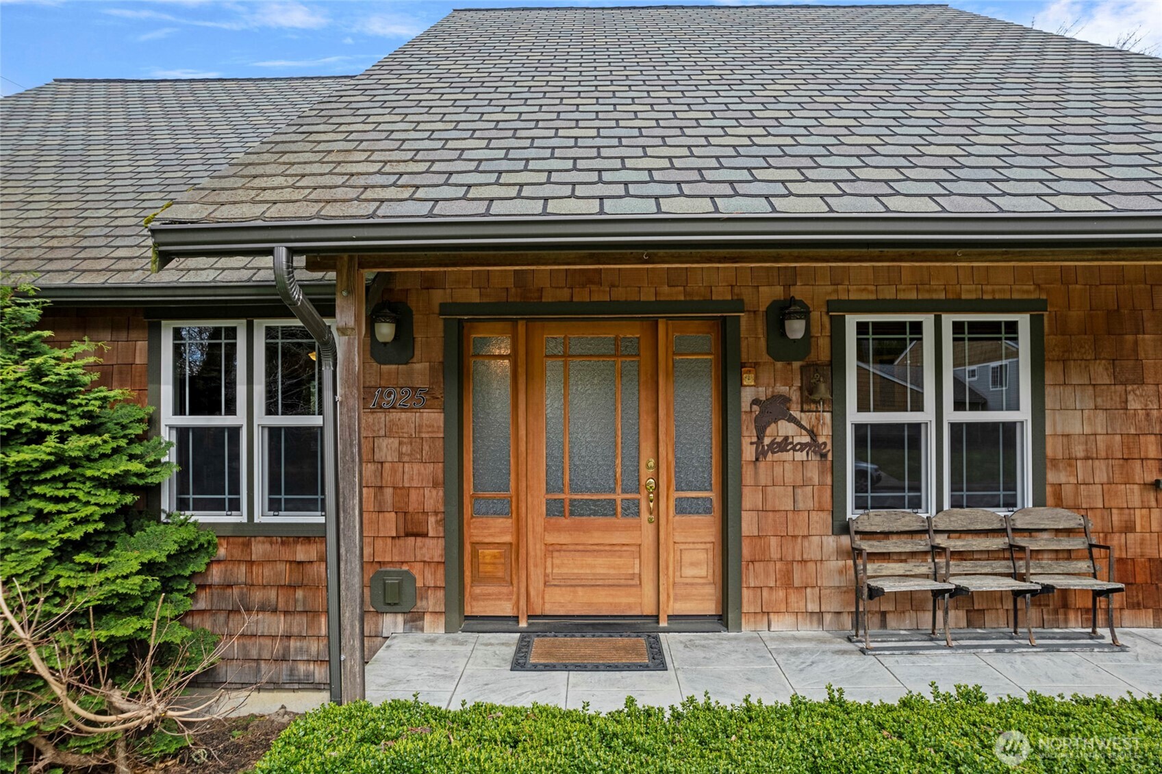 1925 Township Street Sedro-Woolley, WA 98284 - Photo 5 of 40 a front view of a house with a balcony