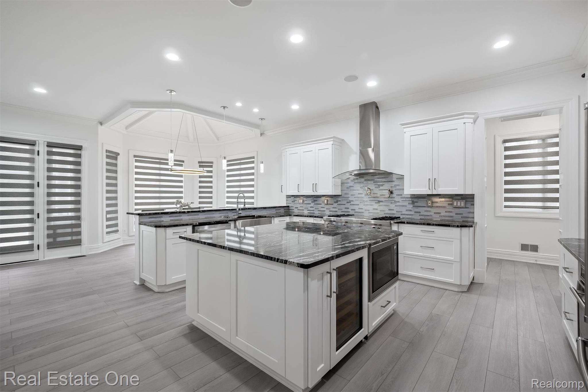 1343 Orchard Ridge Road Bloomfield Hills, MI 48304 - Photo 14 of 58 070-Orchard Ridge-30.jpg