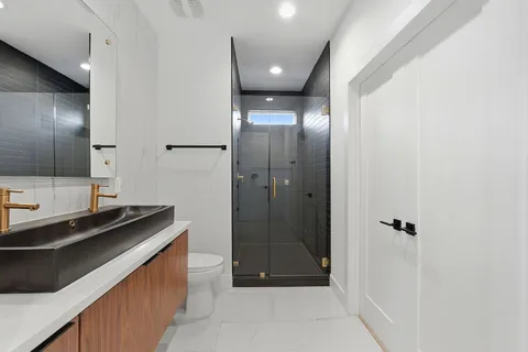 $685,000 | 610 Amesbury Lane, Unit A, Austin, TX 78752