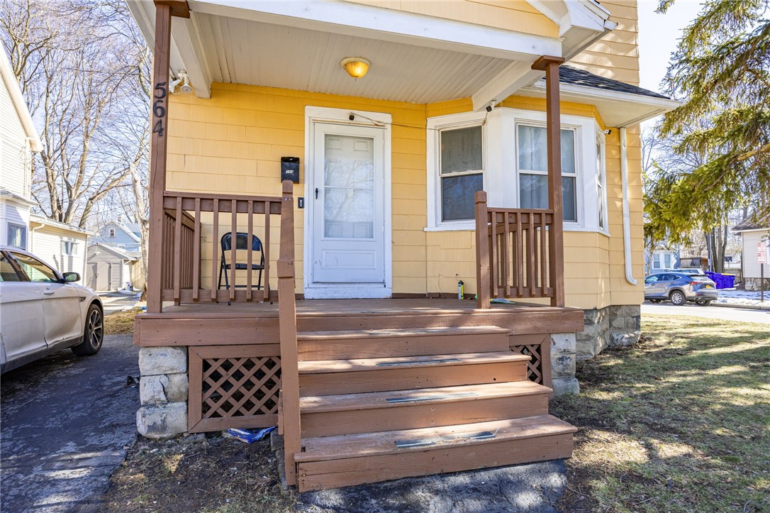 564 Thurston Road Rochester, NY 14619 - Photo 21 of 23