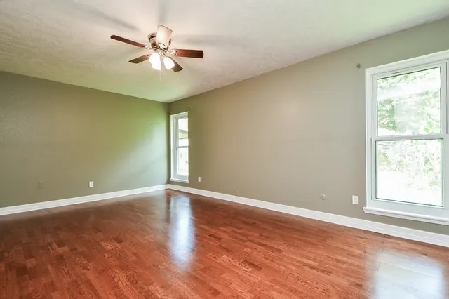 $1,900 | 10426 Alcott Drive, Houston, TX 77043