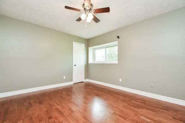 $1,900 | 10426 Alcott Drive, Houston, TX 77043