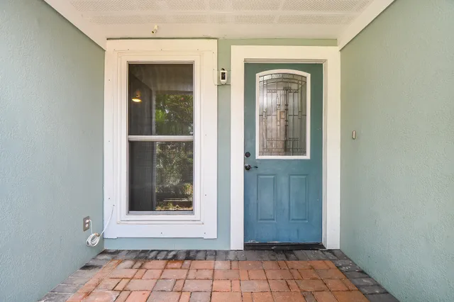 $1,900 | 10426 Alcott Drive, Houston, TX 77043