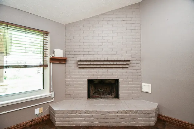 $1,900 | 10426 Alcott Drive, Houston, TX 77043