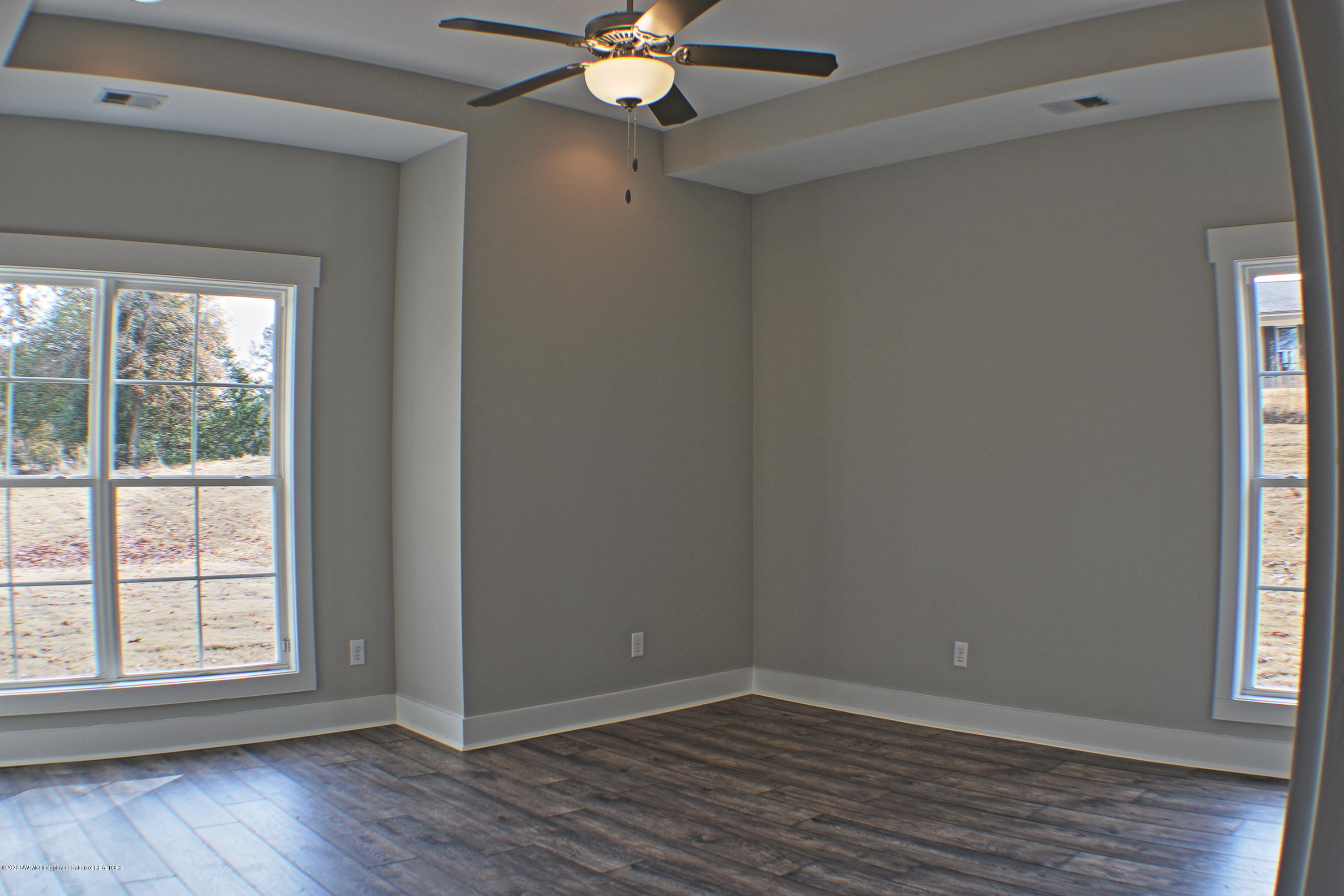 1680 Gill Road Nesbit, MS 38651 - Photo 23 of 25 Masterbedroom1