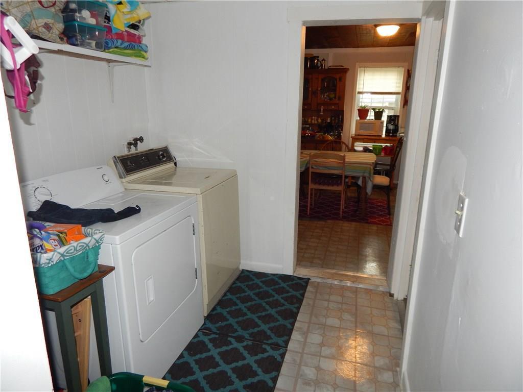 Laundry area Unit 1