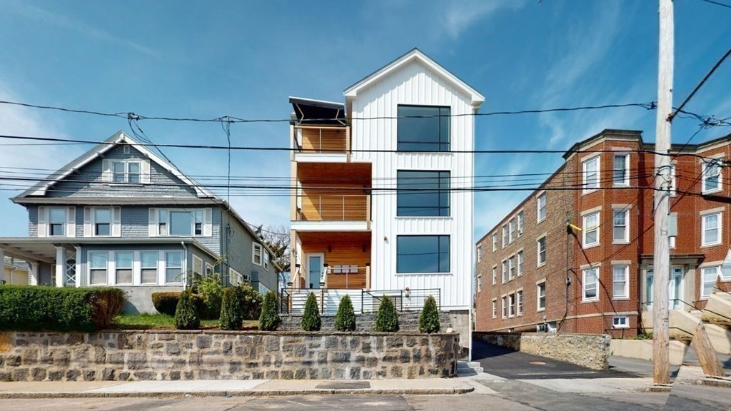 41 Gladstone Street, Unit 3 Boston, MA 02128 - Photo 14 of 28