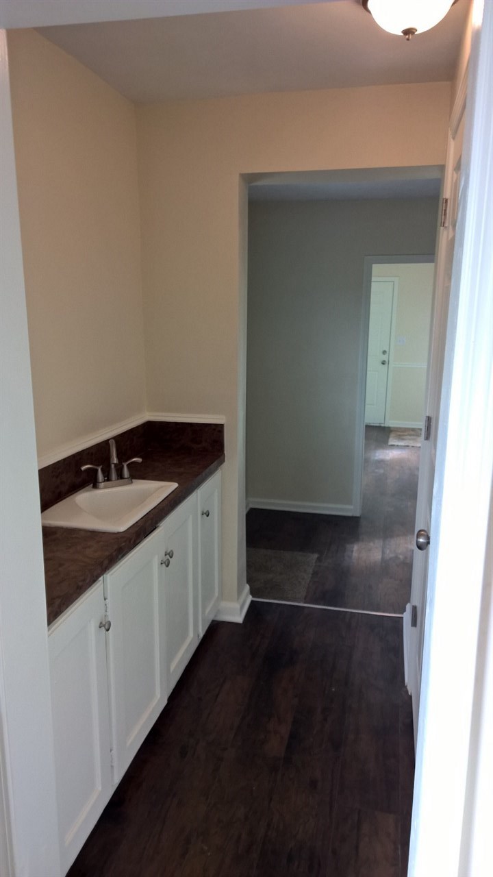 17130 Darling Road Woodburn, IN 46797 - Photo 13 of 36