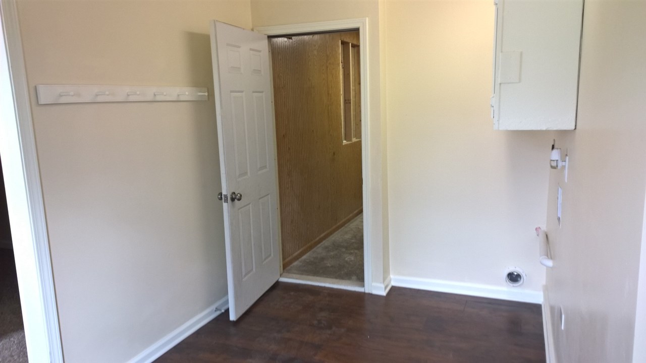 17130 Darling Road Woodburn, IN 46797 - Photo 16 of 36