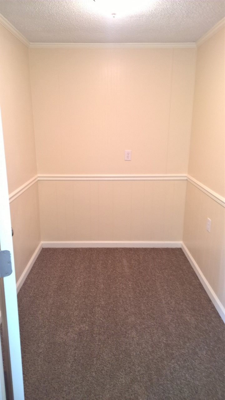 17130 Darling Road Woodburn, IN 46797 - Photo 27 of 36