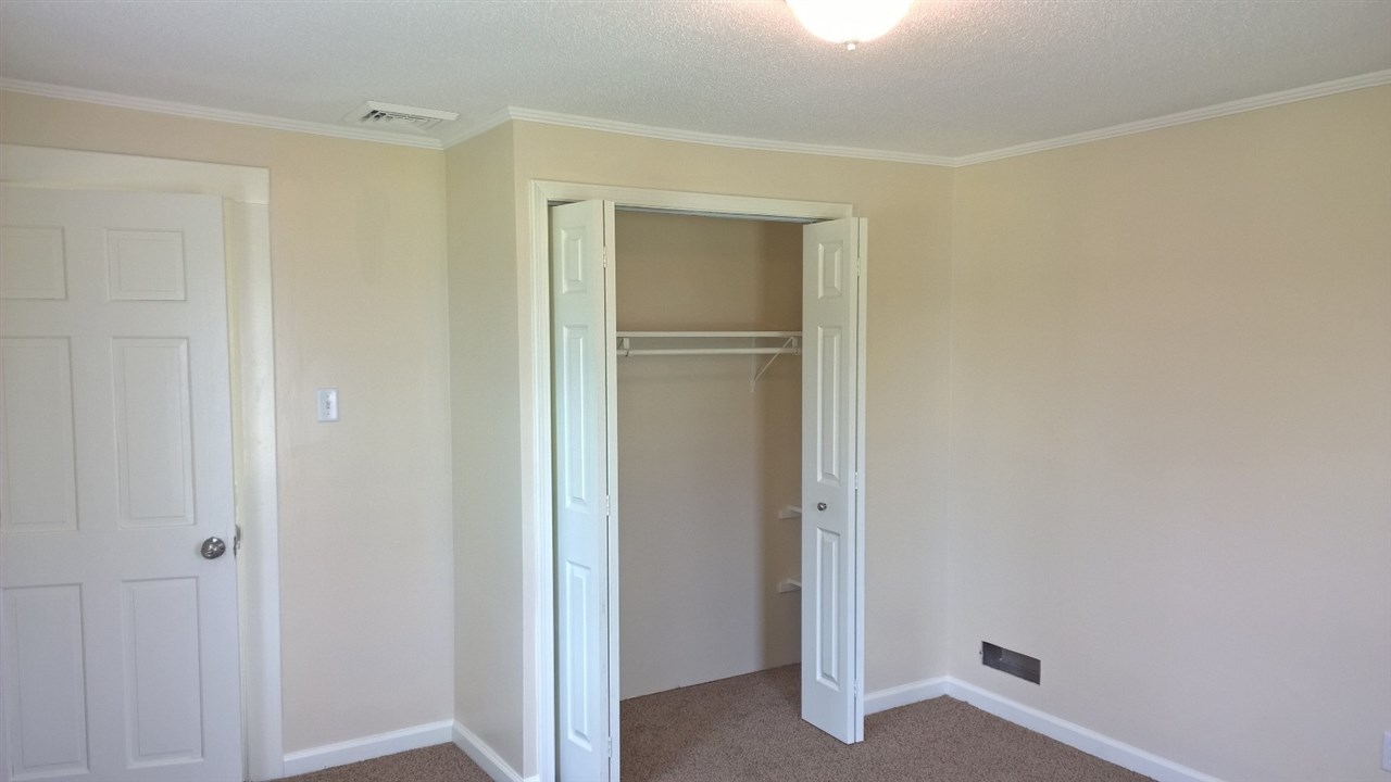 17130 Darling Road Woodburn, IN 46797 - Photo 31 of 36