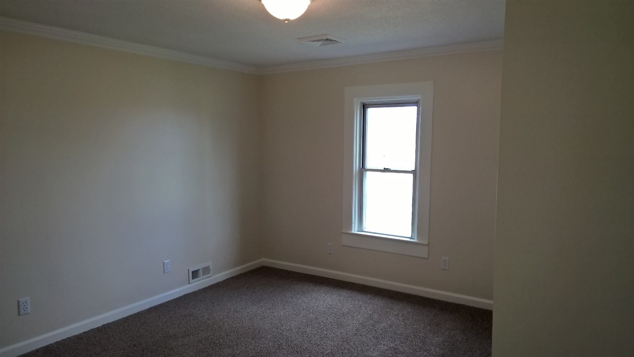 17130 Darling Road Woodburn, IN 46797 - Photo 32 of 36