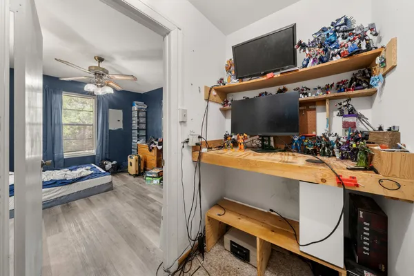 $165,000 | 302 Lake Forest Circle, Somerville, TX 77879