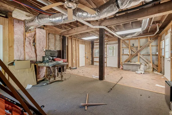 $165,000 | 302 Lake Forest Circle, Somerville, TX 77879