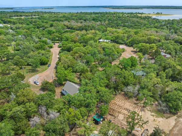 $165,000 | 302 Lake Forest Circle, Somerville, TX 77879