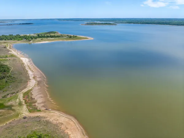 $165,000 | 302 Lake Forest Circle, Somerville, TX 77879