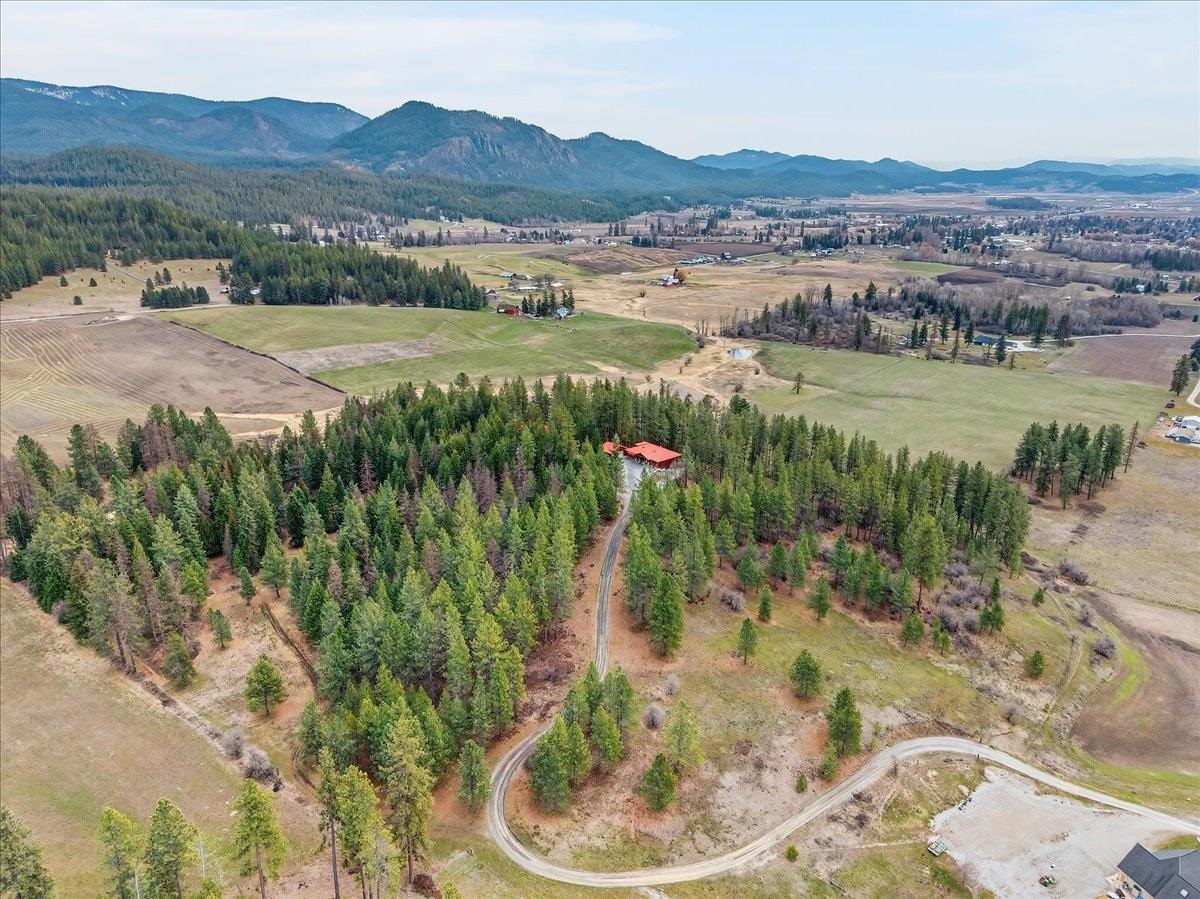 2358 Highline Road Chewelah, WA 99109 - Photo 7 of 43