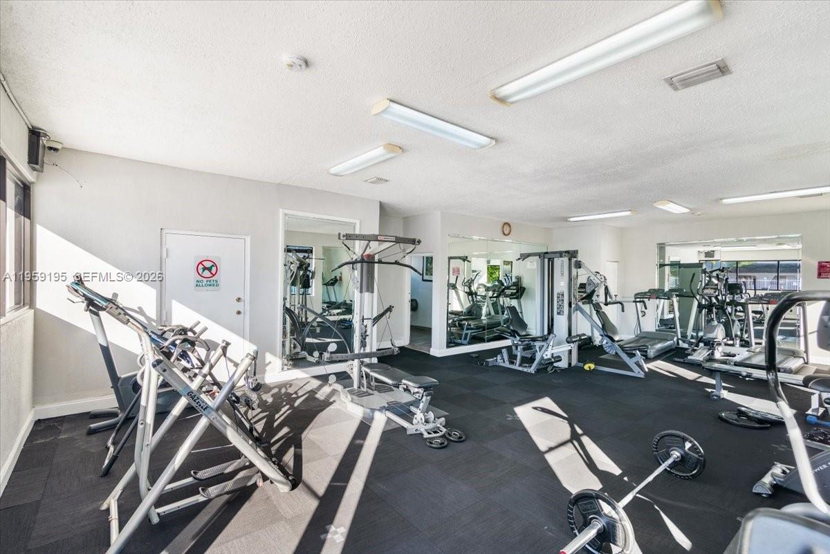 8075 Northwest 7th Street, Unit 120 Miami, FL 33126 - Photo 8 of 36