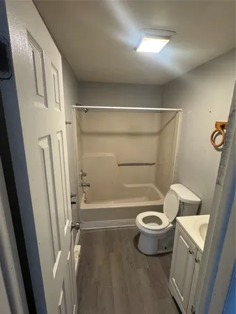 $900 | 802 North Street, Unit 3, Endicott, NY 13760