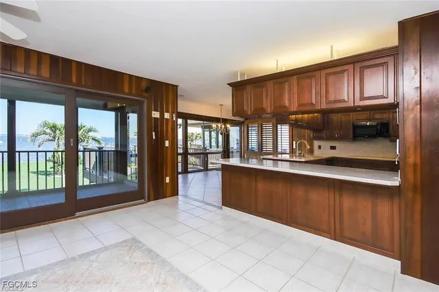 $7,000 | 15110 Anchorage Way, Fort Myers, FL 33908