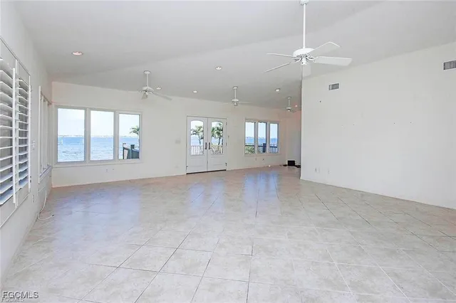 $7,000 | 15110 Anchorage Way, Fort Myers, FL 33908