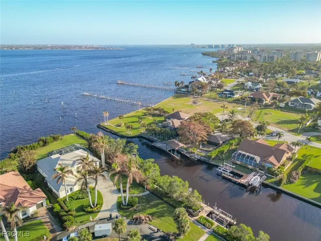 $7,000 | 15110 Anchorage Way, Fort Myers, FL 33908